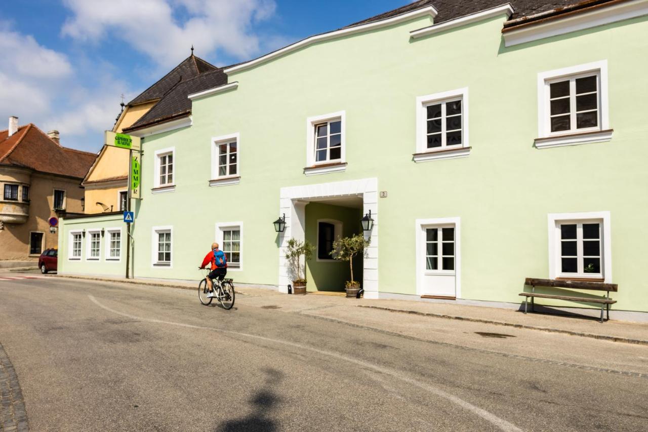 Gruener Baum Wachau - Retro Fruehstueckspension Mautern Exterior photo